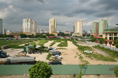 Tăng cường thanh tra và xử lí vi phạm trong lĩnh vực bất động sản